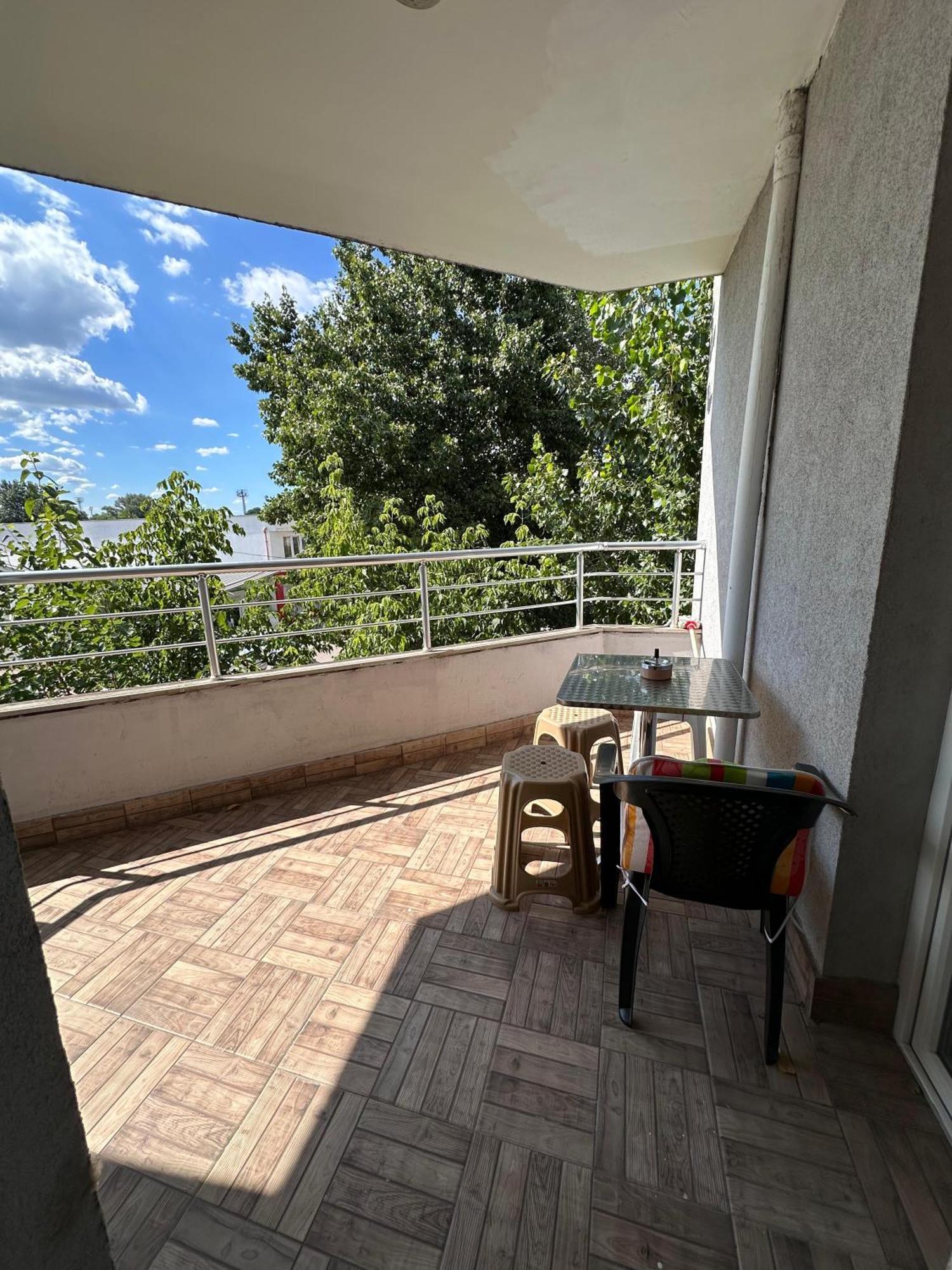 Charming Apartment With Balcony Βιδίνιο Εξωτερικό φωτογραφία